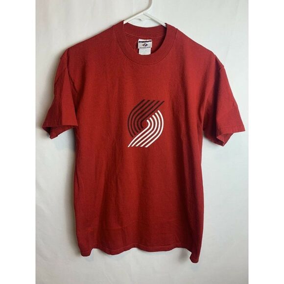 Portland Trail Blazers Vintage Jerzees Red Hot Rolling Red T-Shirt Size Medium - Picture 1 of 5